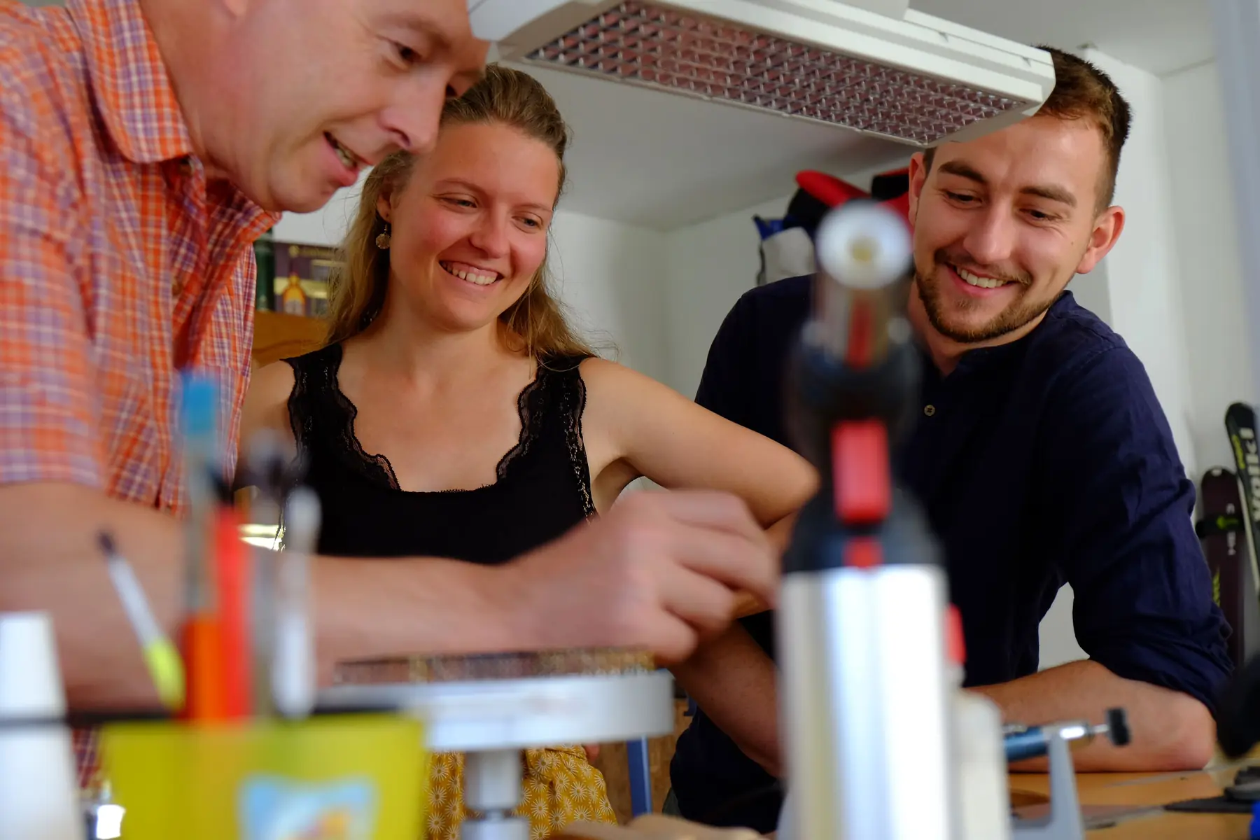 Einblick in einen Trauringkurs im Atelier Andreas Jordan