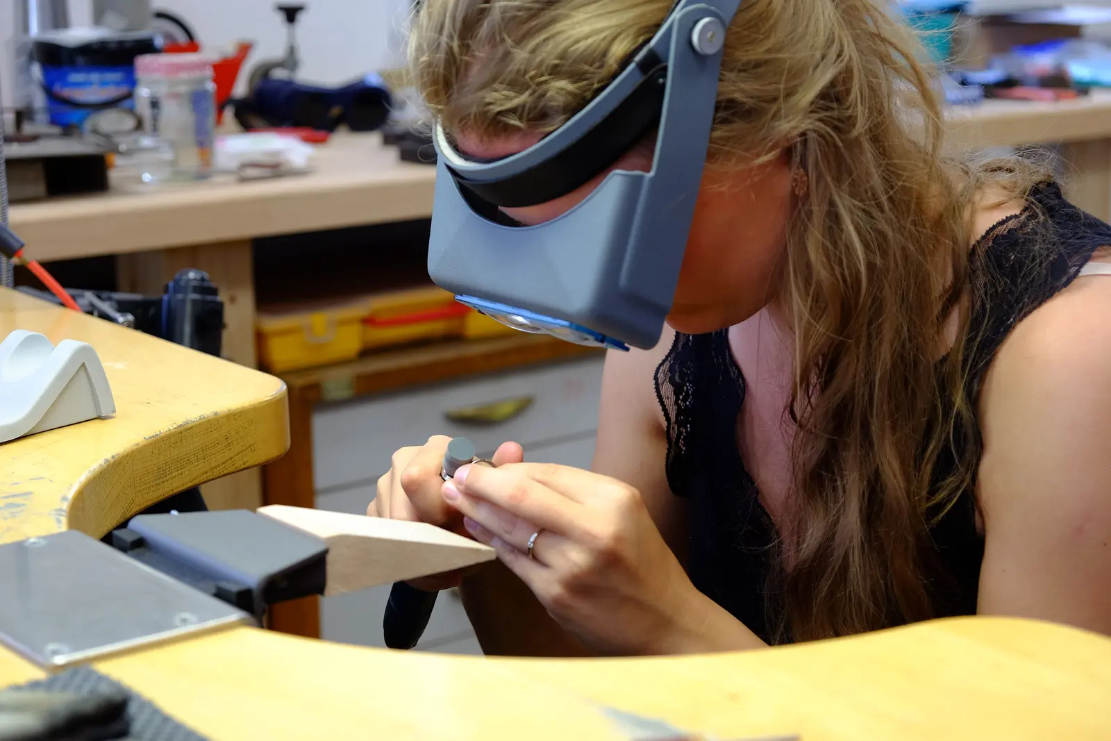 Einblick in einen Trauringkurs im Atelier Andreas Jordan